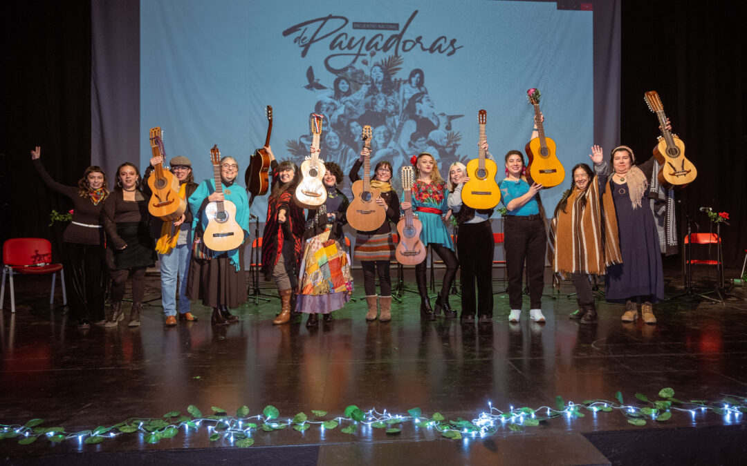 “Aquí Payan las Mujeres”: Encuentro Nacional de Payadoras reúne a cantoras de todo Chile en el Parque Cultural de Valparaíso 