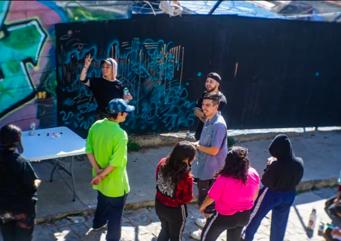 Invitación a las Actividades de Cine y al Taller de Proyectos Culturales en Patio Sócrates